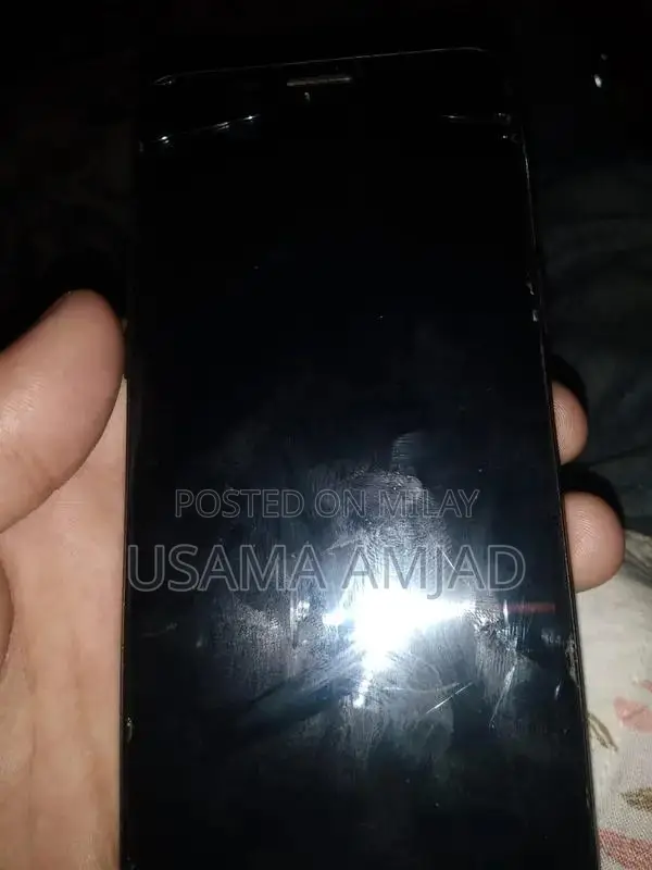 Dual SIM Smartphone with 8/128GB Memory