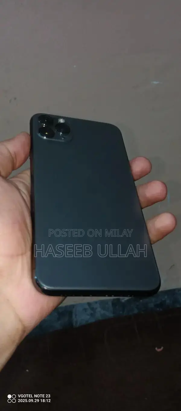 iPhone 11 Pro Max Smartphone with Water Resistant Protection