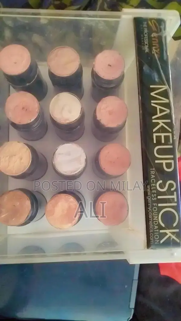 Genny Professional Makeup Paint Sticks - Versatile Daily Makeup Cosmet