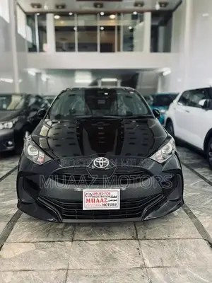 Photo - Toyota Yaris X Compact Sedan - Pearl Black Low Mileage