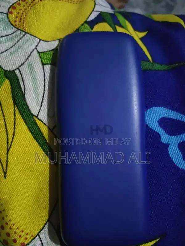 Nokia Feature Phone with Essential Connectivity