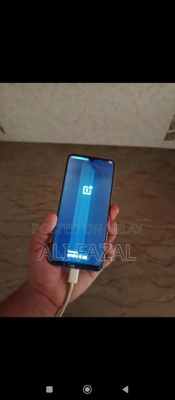 OnePlus Nord N20 SE Smartphone with Fast Charging