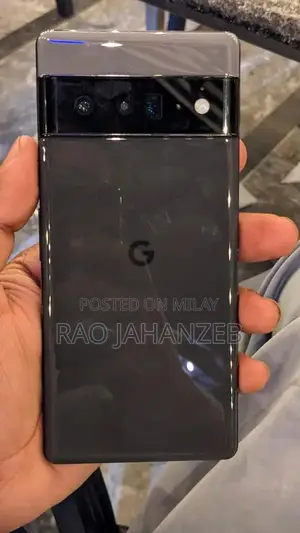 High-End Smartphone with Premium Features and Large Storage