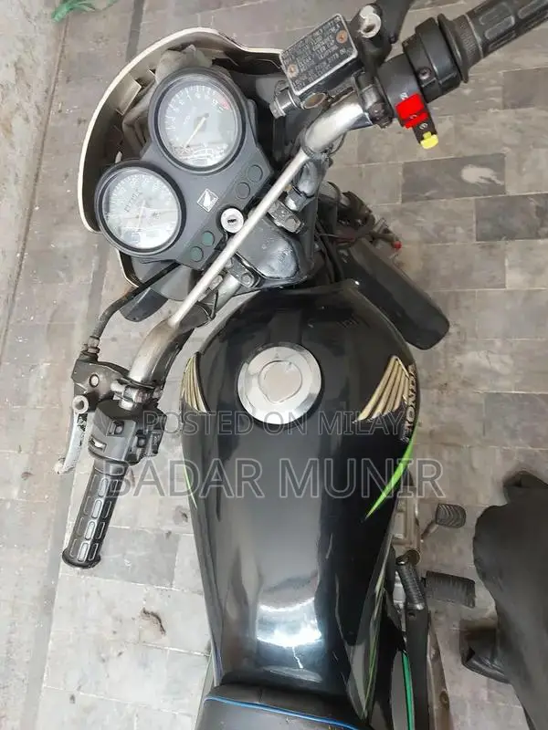 Honda Deluxe Motorcycle - Ready to Ride Condition