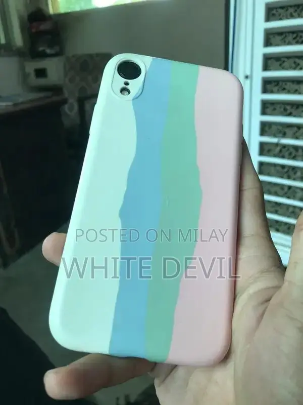 Apple iPhone XR 64GB Smartphone