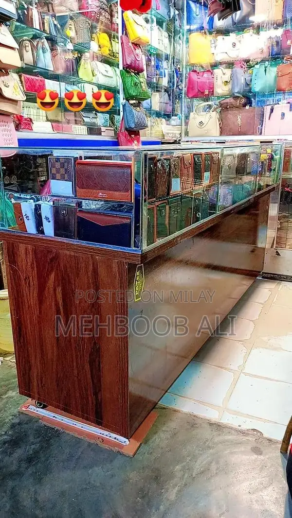 Compact Counter with Multiple Dimensional Specifications