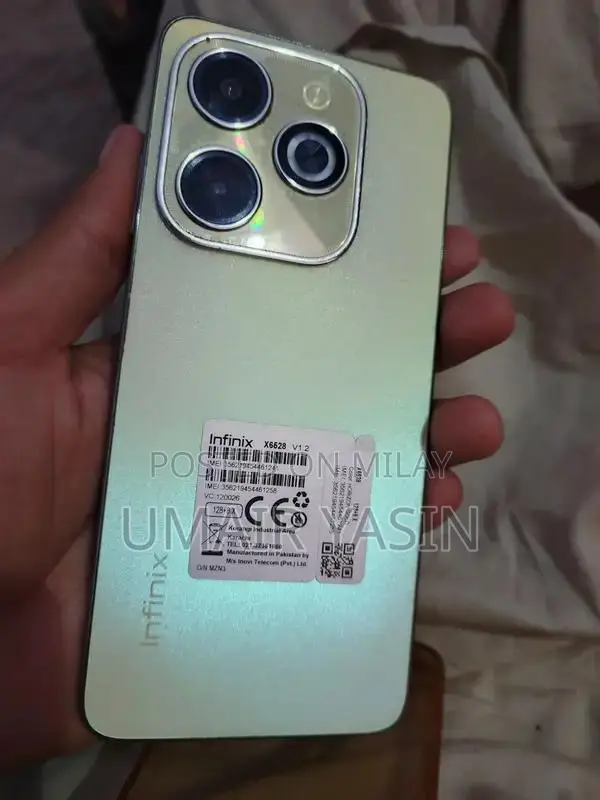 Infinix Hot 40i Smartphone - 8GB RAM, 128GB Storage