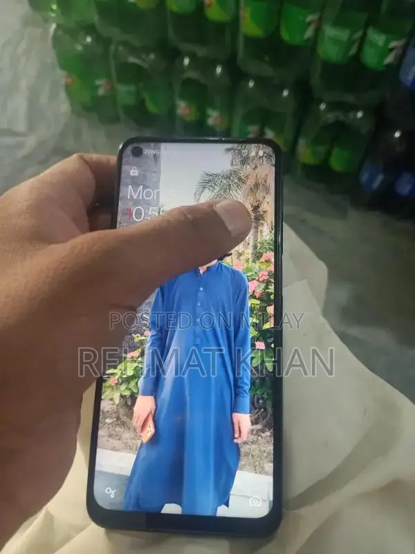 One Plus N200 5G Smartphone in Pristine Condition