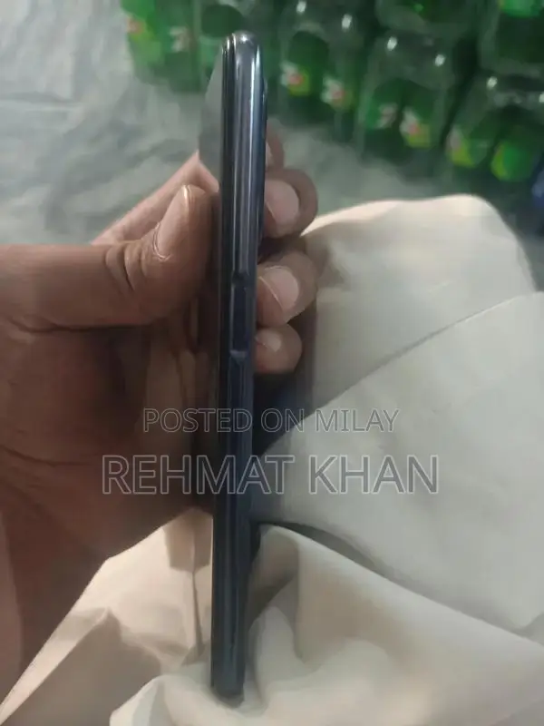 One Plus N200 5G Smartphone in Pristine Condition