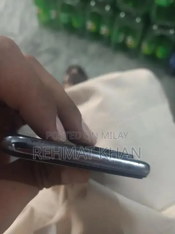 One Plus N200 5G Smartphone in Pristine Condition