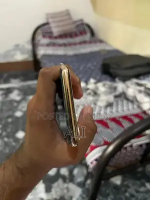 Apple iPhone 11 Pro Max 64GB Unlocked Smartphone