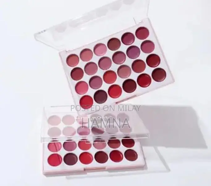 Professional Makeup 12-Color Lipstick Palette - Vibrant Long-Lasting S