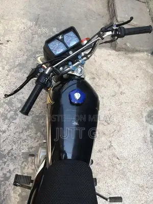 Honda 125cc Motorcycle - 2022 Model Compact Urban Ride