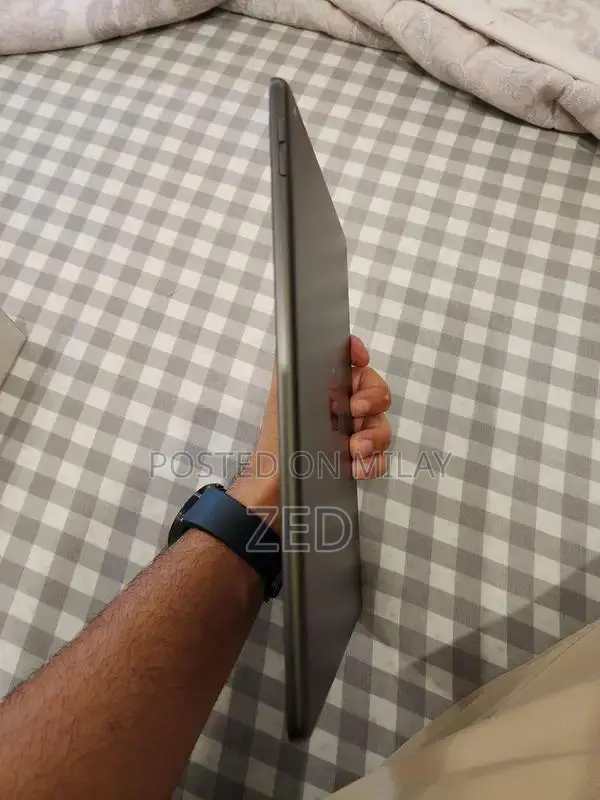 Apple iPad 8th Generation 32GB Wi-Fi Tablet