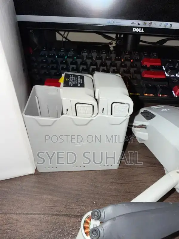 DJI Mini 4 Pro Drone Combo Pack with Low Battery Cycles