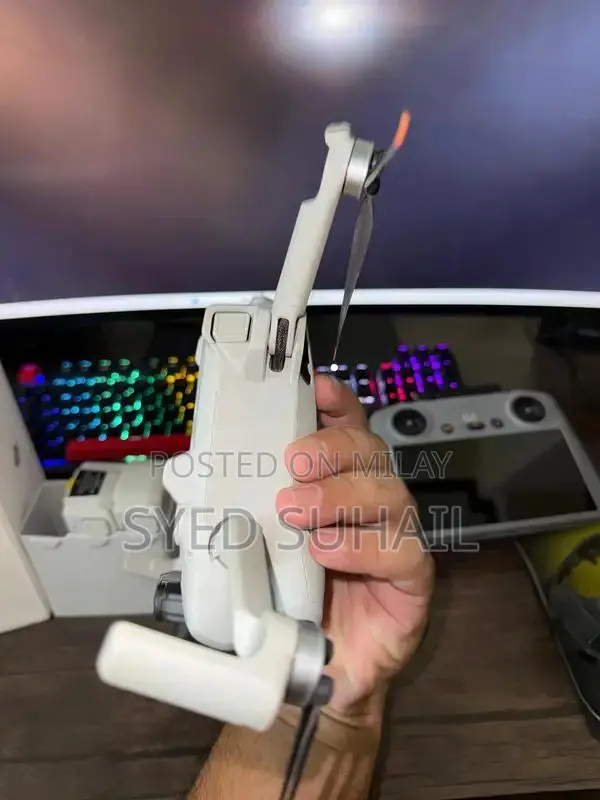 DJI Mini 4 Pro Drone Combo Pack with Low Battery Cycles