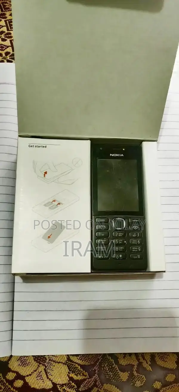 Original Nokia Feature Phone with Factory Box and Packaging