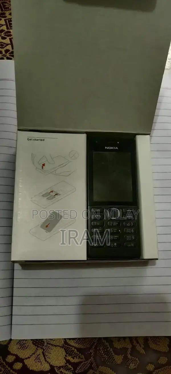 Original Nokia Feature Phone with Factory Box and Packaging