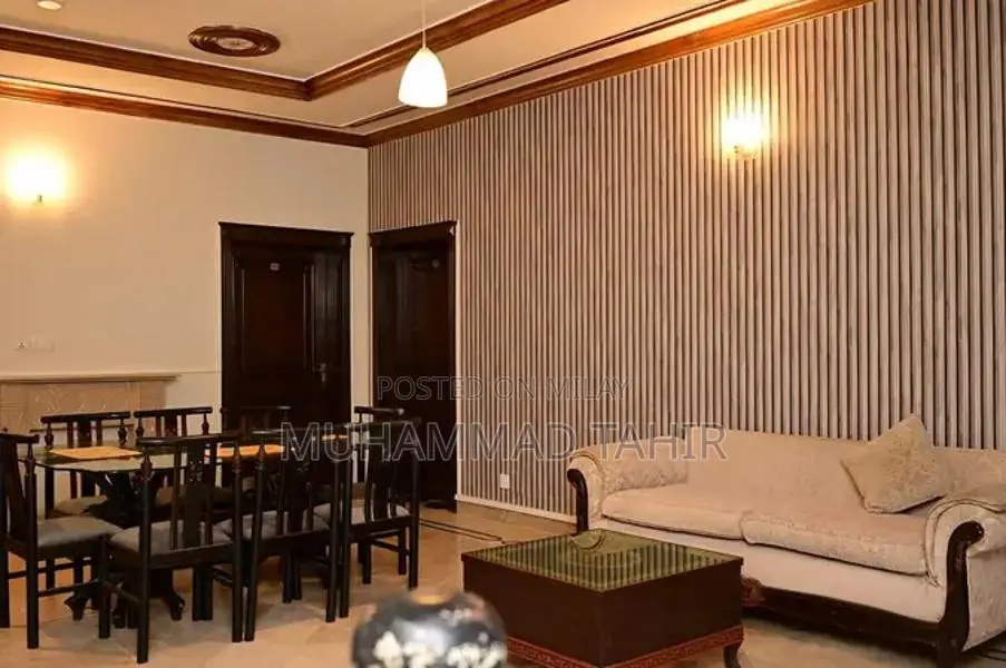 Guest House Rooms for Daily and Weekly Stays