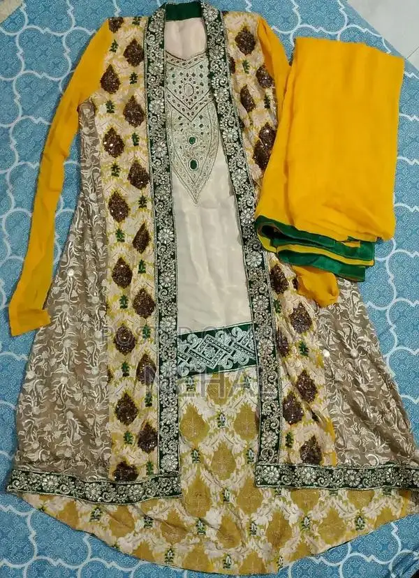 Lightly Used Clothing - One-Time Worn Garments for Sale