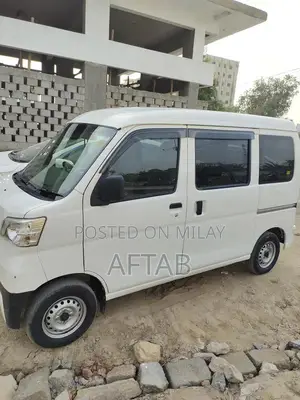 Photo - Daihatsu Hijet Compact Commercial Van 660cc