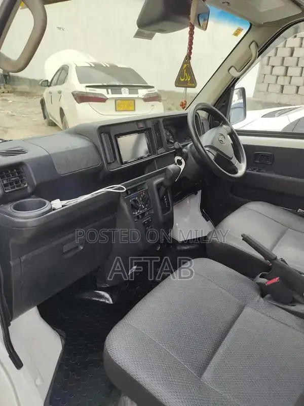 Daihatsu Hijet Compact Commercial Van 660cc