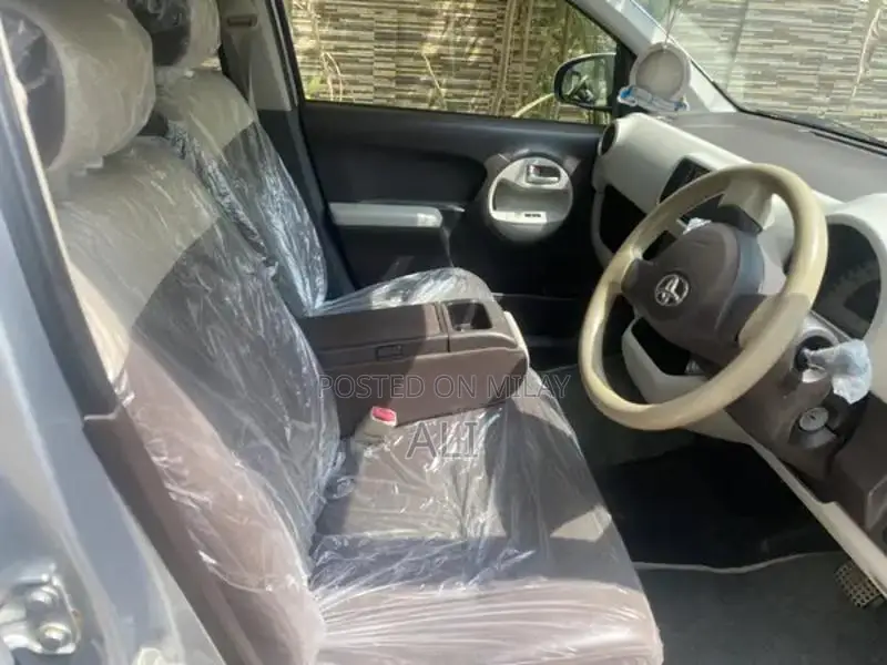 Toyota Hana Plus Passo Compact Sedan 2015 Model