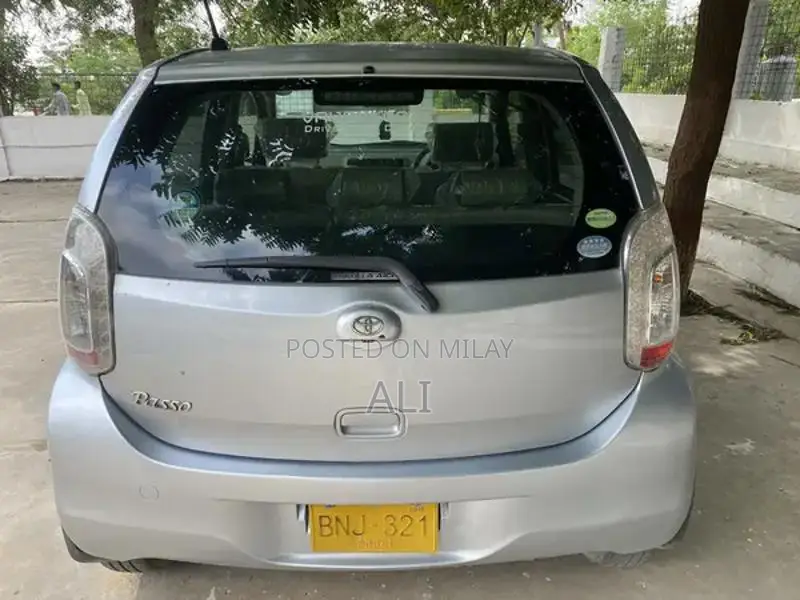 Toyota Hana Plus Passo Compact Sedan 2015 Model