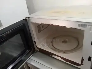 Dawlance Compact Microwave Oven - Excellent Condition