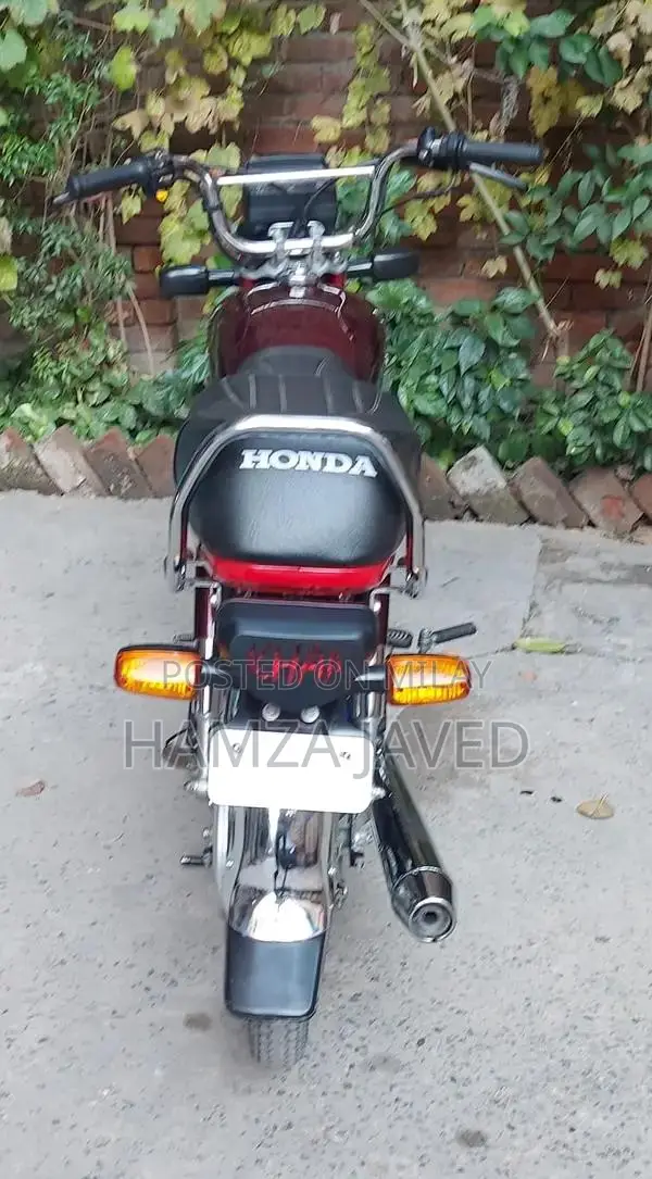 Honda CD 70 Motorcycle - 2023 Model Pristine Condition