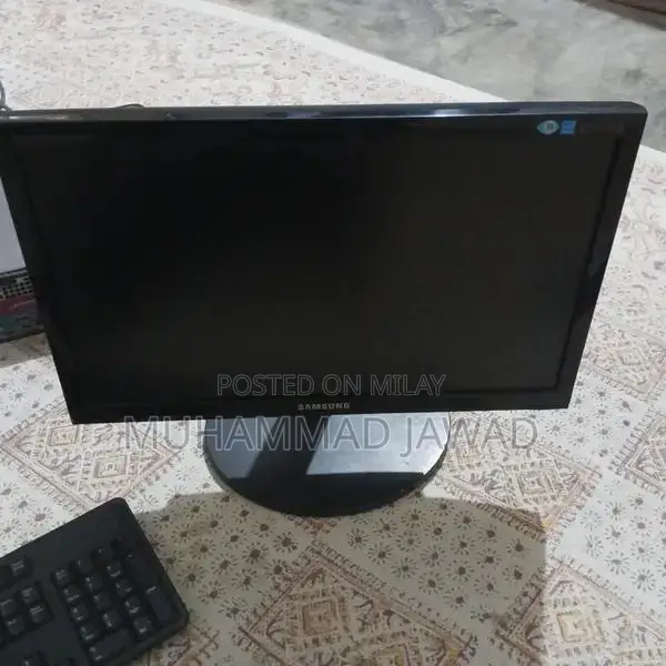 Full Desktop PC with Samsung Monitor, Keyboard, and Accessories