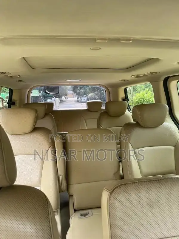 2019 Hyundai Grand Starex 12-Seater Luxury Van