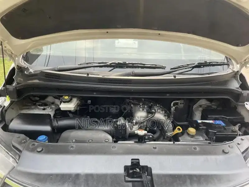 2019 Hyundai Grand Starex 12-Seater Luxury Van