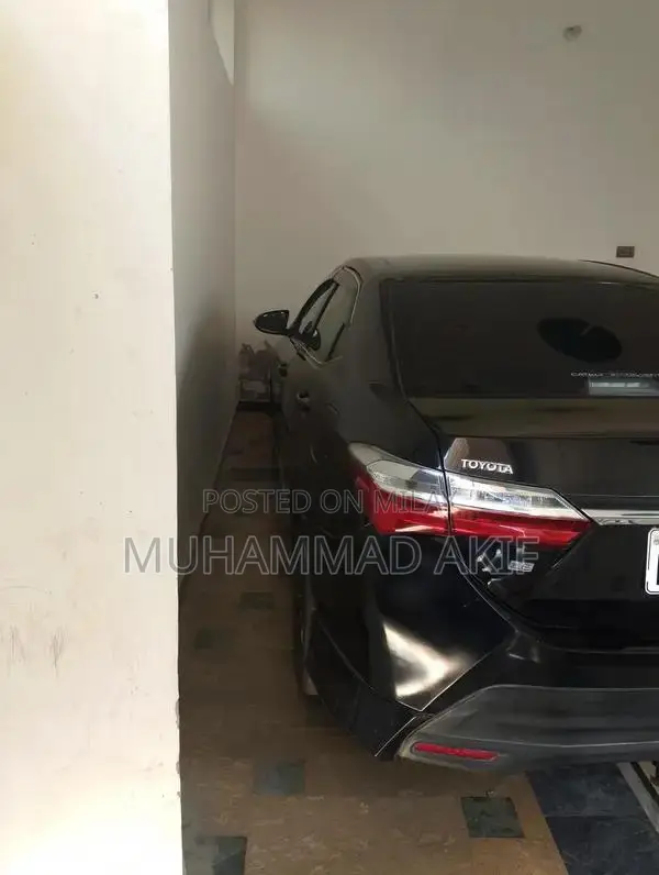 Toyota Corolla XLI Sedan - Upgraded Wheels and Interior