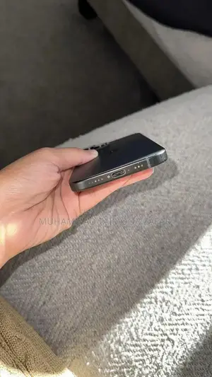 Apple iPhone 15 - Black, Nearly Pristine Condition