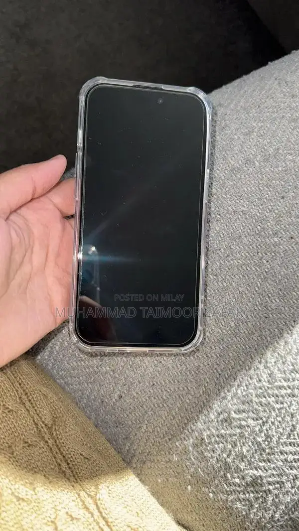 Apple iPhone 15 - Black, Nearly Pristine Condition