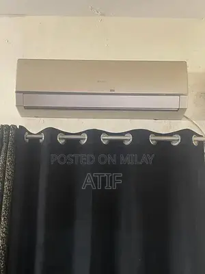 Photo - Gree 1.5 Ton Inverter Air Conditioner - Lightly Used