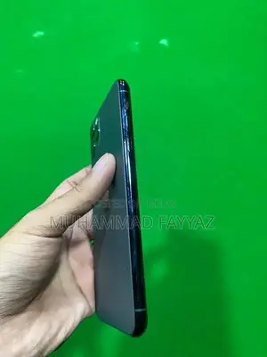 Apple iPhone 11 Pro Max Green 64GB Smartphone