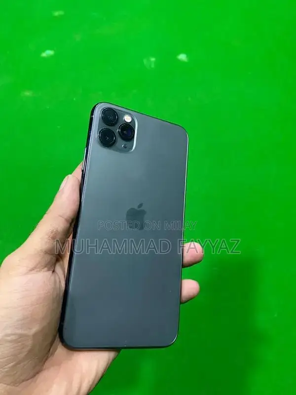 Apple iPhone 11 Pro Max Green 64GB Smartphone