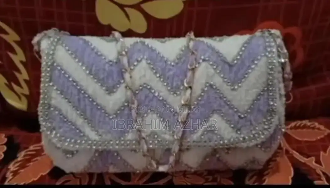 Artisan Crafted Elegant Handmade Shoulder Bag - Unique Designer Access