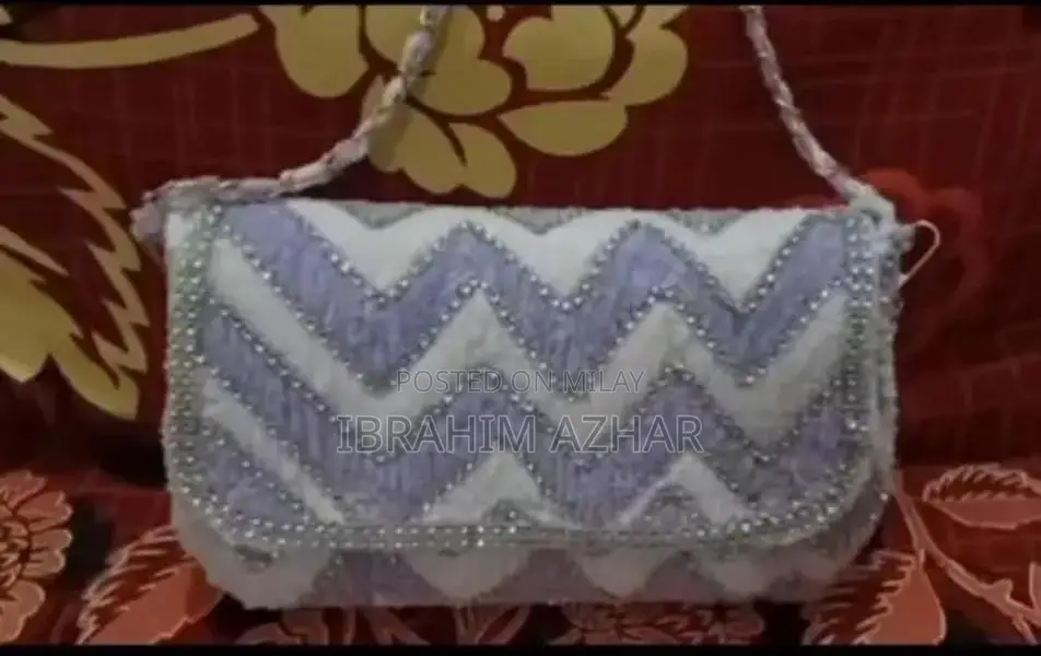 Artisan Crafted Elegant Handmade Shoulder Bag - Unique Designer Access