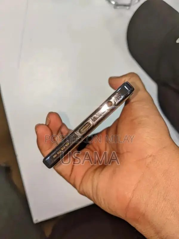 Infinix Zero X Pro Smartphone with Dual SIM and Display Fingerprint