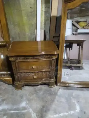 Sheesham Wood Bedroom Furniture Set - Bed and Side Table