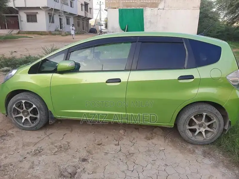 Honda Fit Compact Hatchback 2011-2013 Automatic Transmission