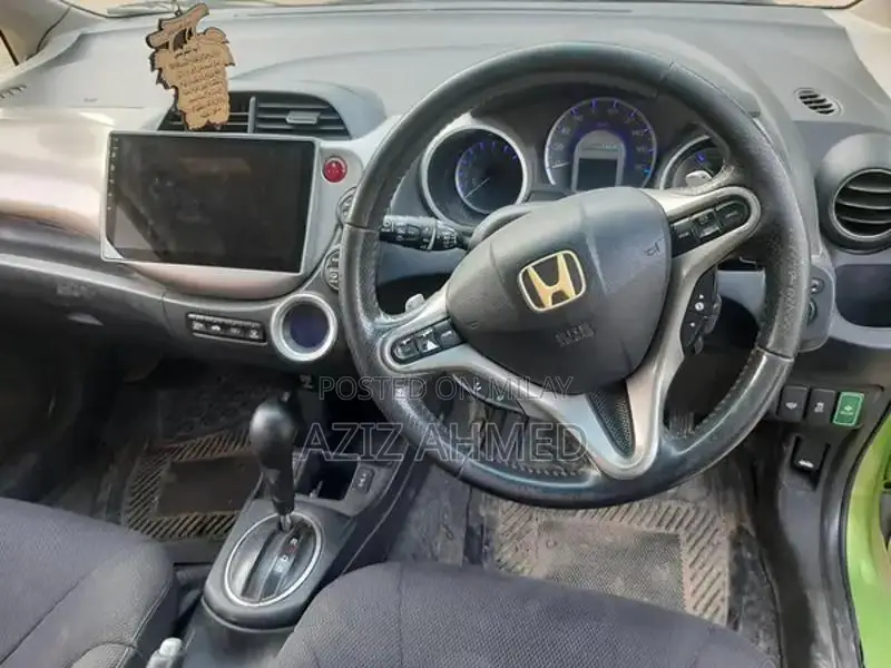 Honda Fit Compact Hatchback 2011-2013 Automatic Transmission
