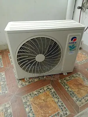 Photo - Gree Inverter Air Conditioner 1 Ton - New Model