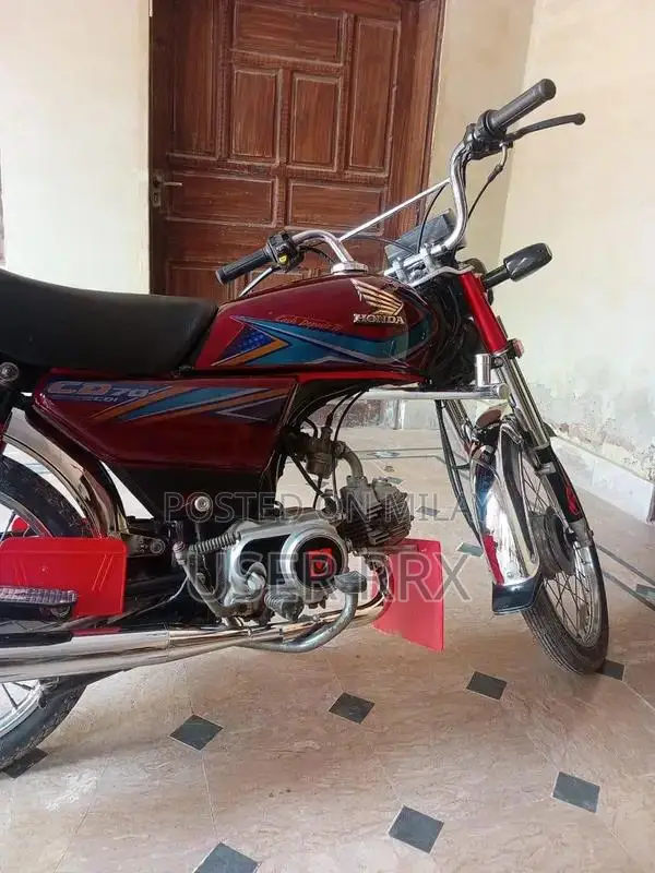 Honda 70cc Motorcycle - 2019 Model with German Parts