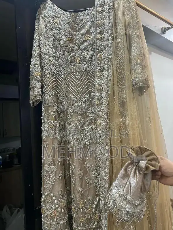 Elegant Valima Maxi Dress for Formal Occasions