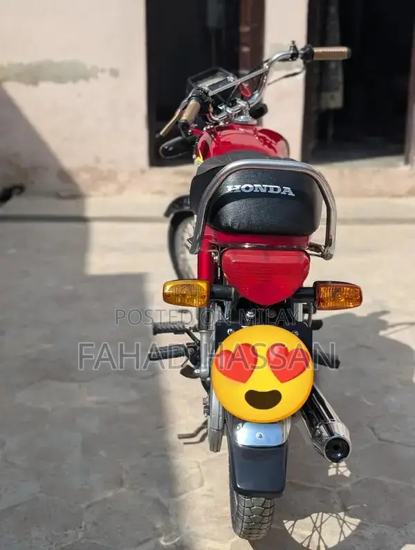 Honda CD 70 2023 Motorcycle - Classic Commuter Bike