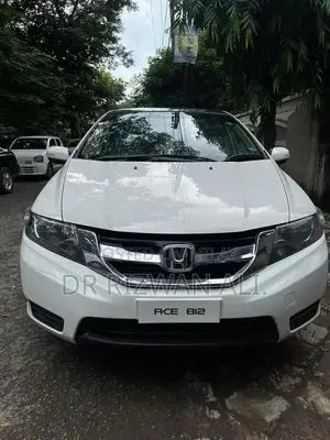 Photo - Honda City Prosmetic Sedan 2021 - Low Mileage Compact Car